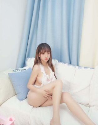 《被丈夫的下属推来推去的妻子》_蓝光在线观看高清