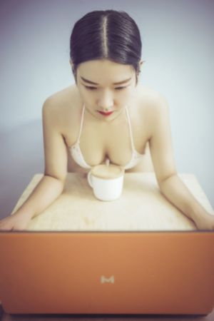 出轨的女人伦理_日韩在线观看
