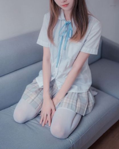 丰满的大胸女朋友5_720动漫免费观看