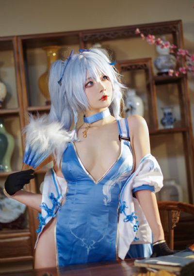 女生光屁股_4K高清视频播放
