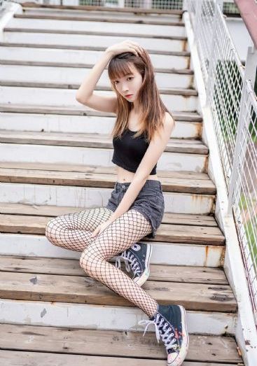 偷窥之屋2完整版_高清免费HD高清完整电影