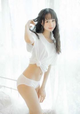 裸体宫女跪侍皇上h_影视大全免费在线观看播放